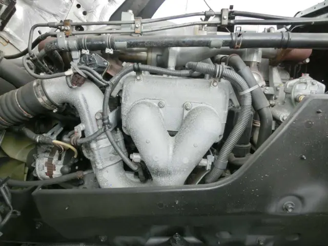 いすゞ ギガ QKG-CYZ77AM(6x4)の写真19