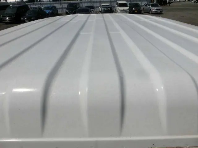 いすゞ エルフ BDG-NPR85AN(2WD)の写真17