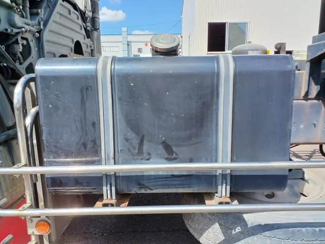 日野 プロフィア BDG-FS1EPYA(6x4)の写真13