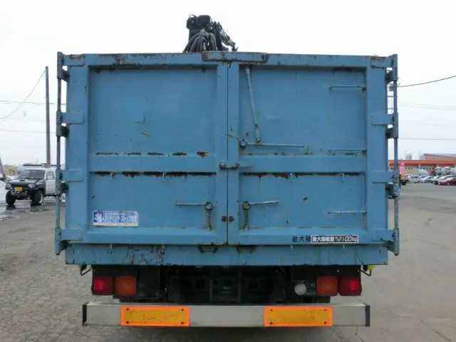 いすゞ フォワード ADG-FRR90G3S(2WD)の写真5