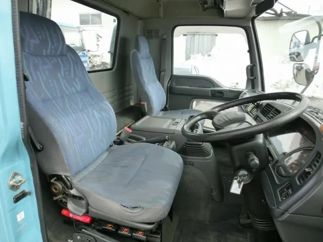 いすゞ フォワード ADG-FRR90G3S(2WD)の写真22