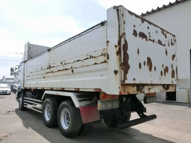 日野 プロフィア QKG-FS1EPEA(6x4)の写真4