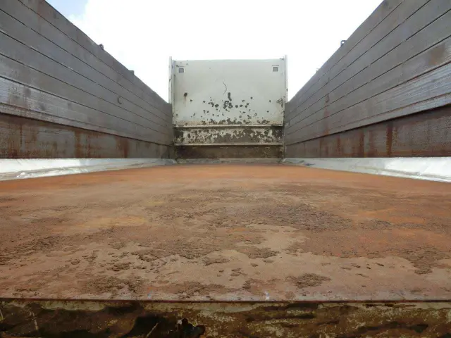 日野 プロフィア QKG-FS1EPEA(6x4)の写真7