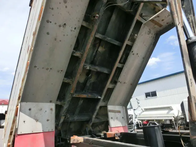 日野 プロフィア QKG-FS1EPEA(6x4)の写真9