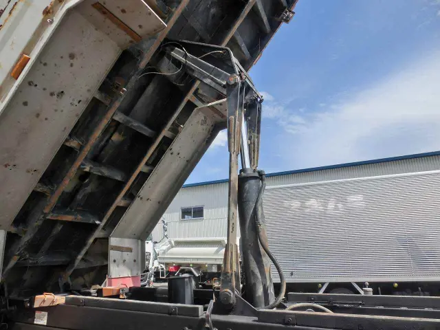 日野 プロフィア QKG-FS1EPEA(6x4)の写真10