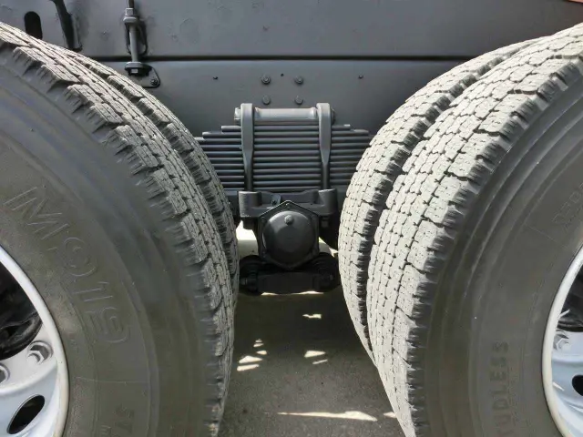 日野 プロフィア QKG-FS1EPEA(6x4)の写真16