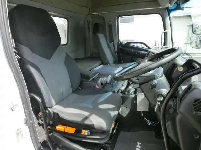 日野 プロフィア QKG-FS1EPEA(6x4)の写真22