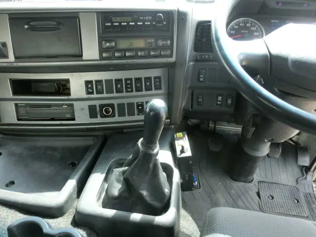 日野 プロフィア QKG-FS1EPEA(6x4)の写真23