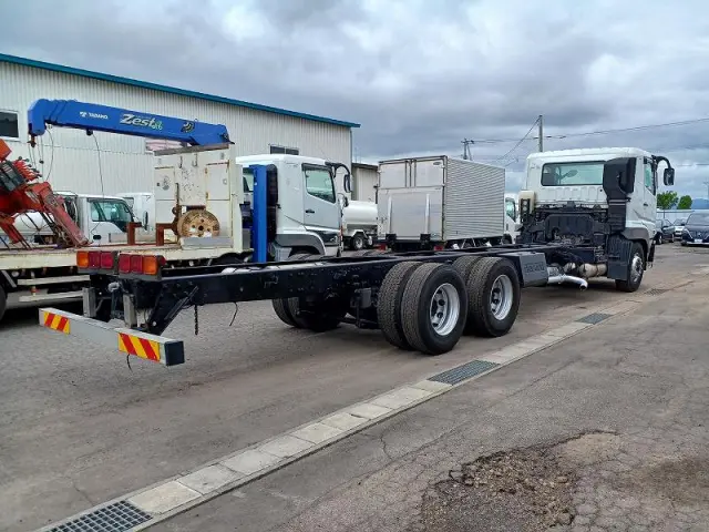 三菱 スーパーグレート QPG-FV64VZ(6x4)の写真6