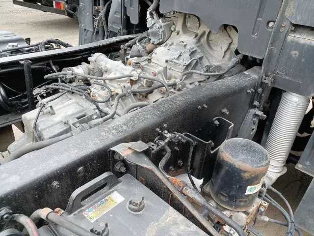 三菱 スーパーグレート QPG-FV64VZ(6x4)の写真10