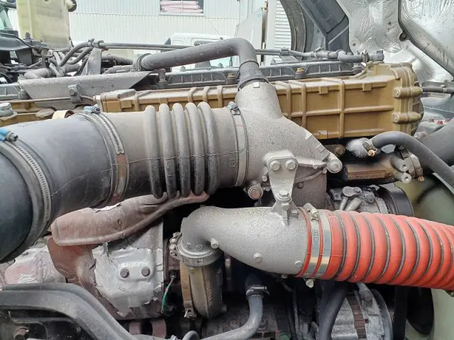 三菱 スーパーグレート QPG-FV64VZ(6x4)の写真20