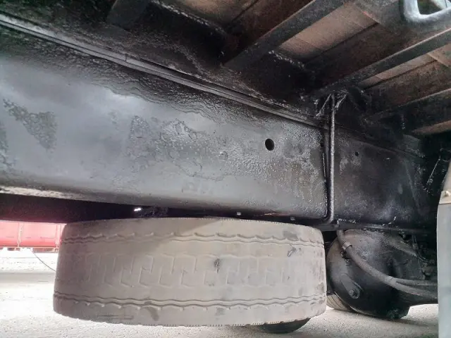 日野 プロフィア LKG-FW1EWBA(8x4)の写真10