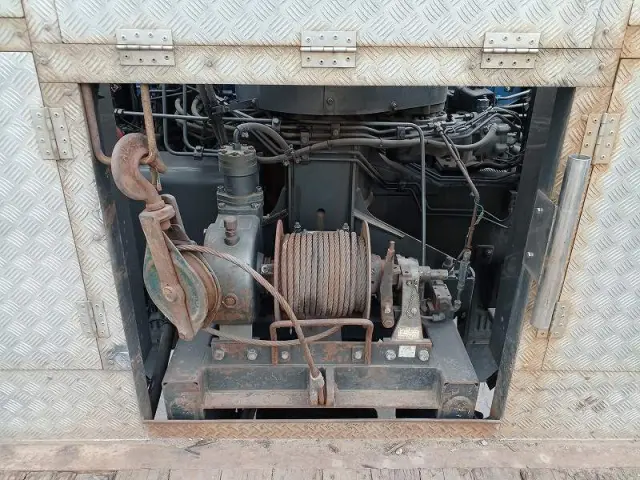 日野 プロフィア LKG-FW1EWBA(8x4)の写真14