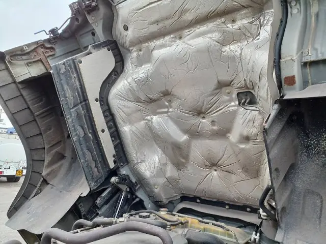 日野 プロフィア LKG-FW1EWBA(8x4)の写真17