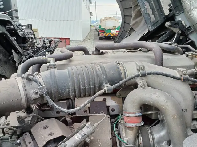 日野 プロフィア LKG-FW1EWBA(8x4)の写真20