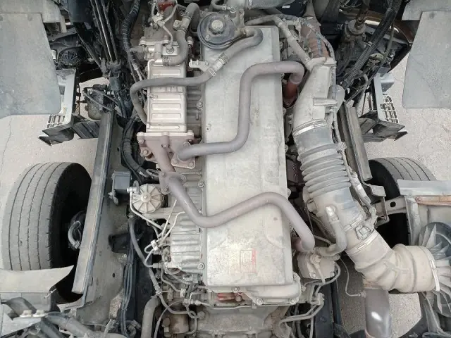 日野 プロフィア LKG-FW1EWBA(8x4)の写真21