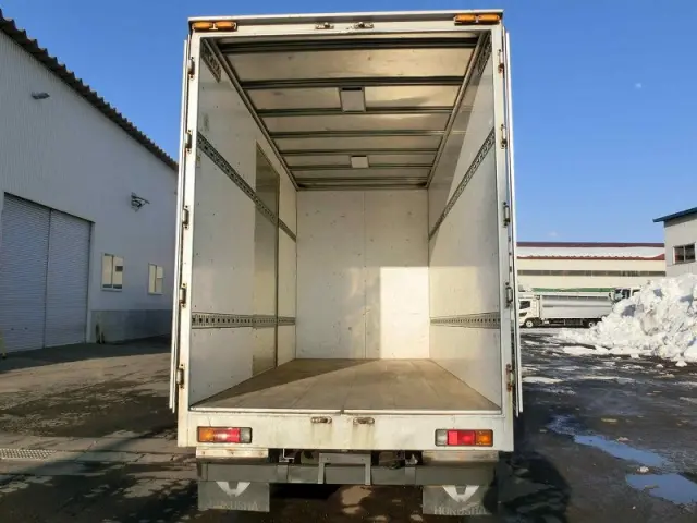 いすゞ エルフ TPG-NMS85AR(4WD)の写真7