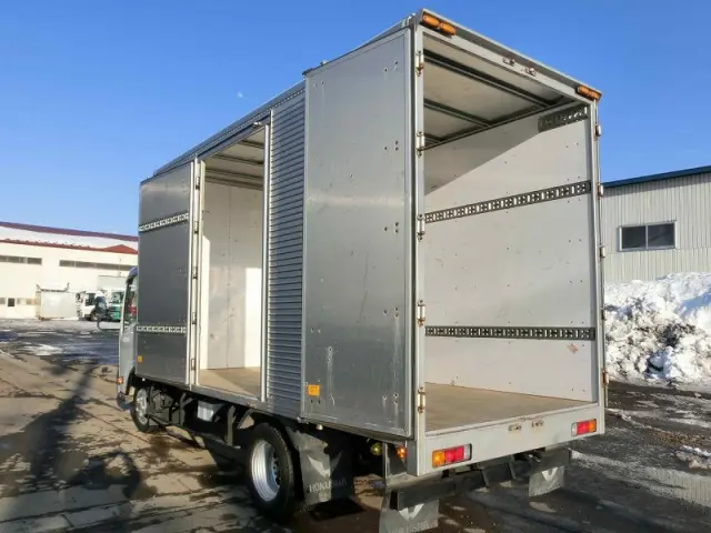 いすゞ エルフ TPG-NMS85AR(4WD)の写真9