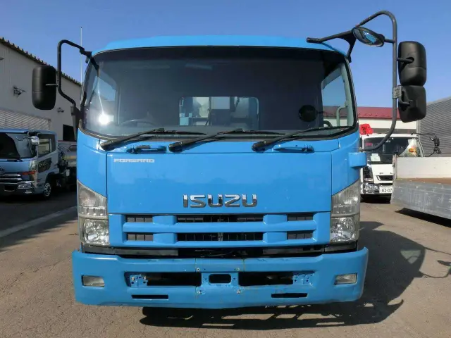いすゞ フォワード PDG-FTR34S2(2WD)の写真3
