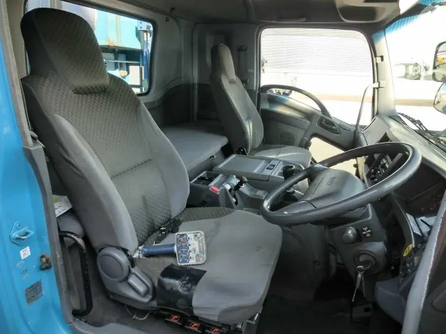 いすゞ フォワード PDG-FTR34S2(2WD)の写真22