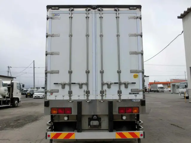 三菱 スーパーグレート QKG-FV54VZ(6x4)の写真5