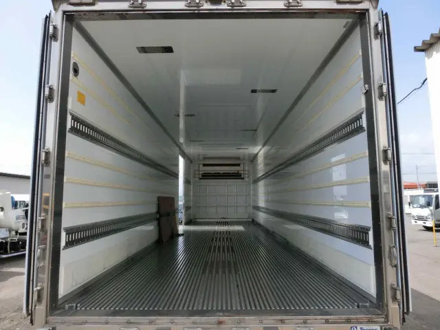 三菱 スーパーグレート QKG-FV54VZ(6x4)の写真8