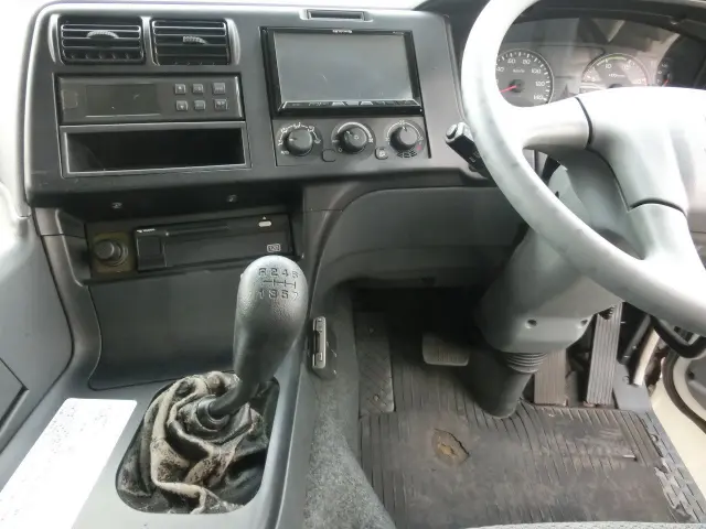 三菱 スーパーグレート QKG-FV54VZ(6x4)の写真23