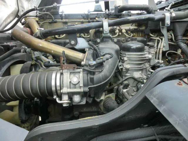 三菱 スーパーグレート QPG-FV60VZ(6x4)の写真19