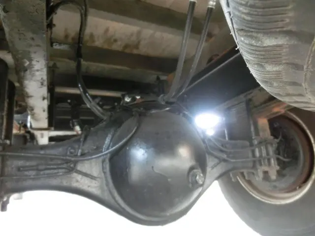 いすゞ フォワード PB-FRS35L3J(4WD)の写真14