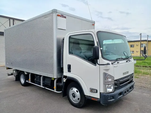 いすゞ エルフ TPG-NPR85AR(2WD)の写真2