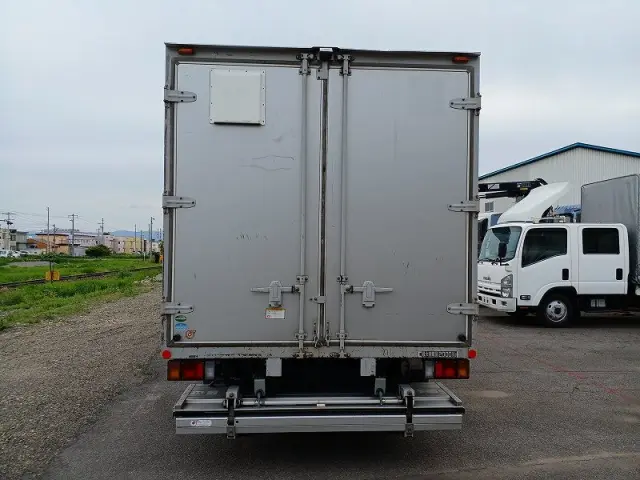 いすゞ エルフ TPG-NPR85AR(2WD)の写真5