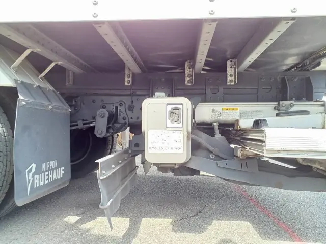 いすゞ エルフ TPG-NPR85AR(2WD)の写真14