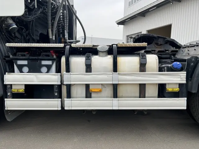 日野 プロフィア QPG-SH1EDDG(2WD)の写真10