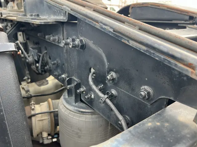 日野 プロフィア QPG-SH1EDDG(2WD)の写真11