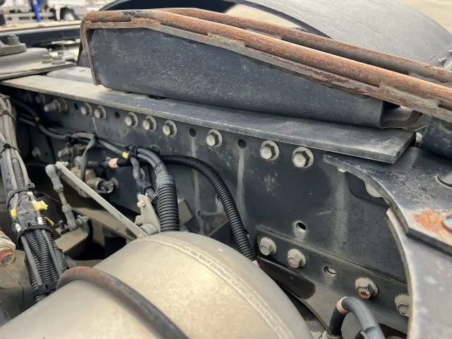 日野 プロフィア QPG-SH1EDDG(2WD)の写真12