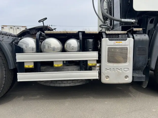 日野 プロフィア QPG-SH1EDDG(2WD)の写真14