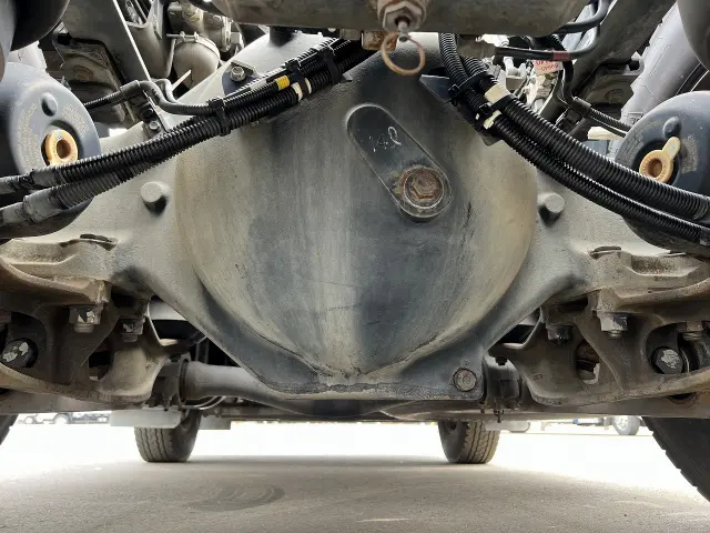 日野 プロフィア QPG-SH1EDDG(2WD)の写真16