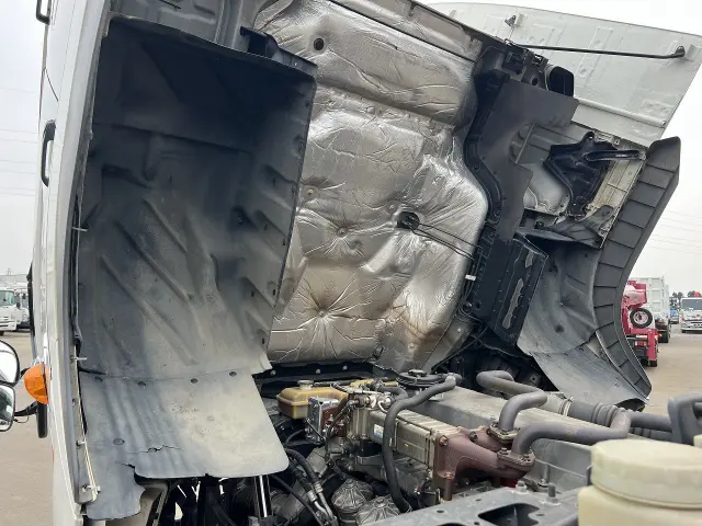 日野 プロフィア QPG-SH1EDDG(2WD)の写真18