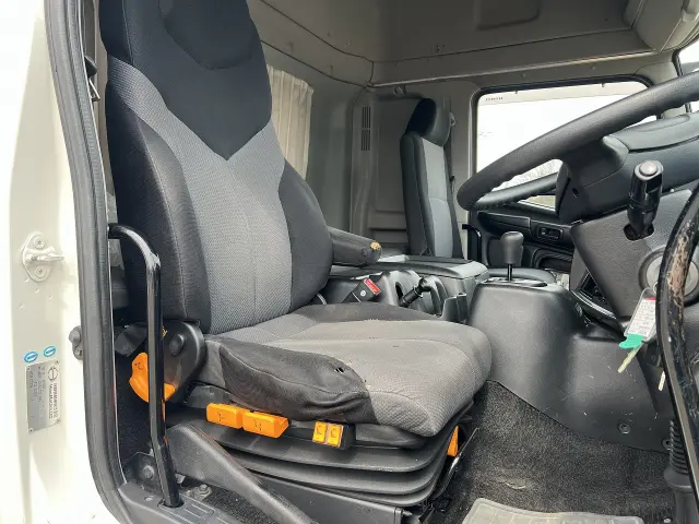 日野 プロフィア QPG-SH1EDDG(2WD)の写真22