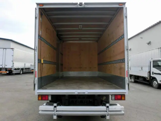 いすゞ エルフ TKG-NPS85AN(4WD)の写真7