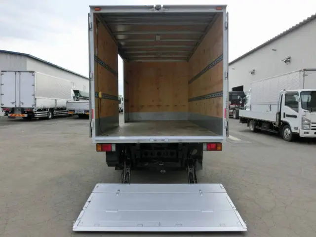 いすゞ エルフ TKG-NPS85AN(4WD)の写真11