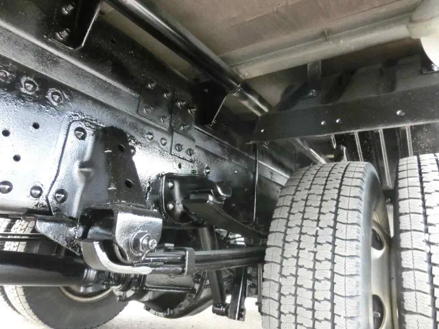 いすゞ エルフ TKG-NPS85AN(4WD)の写真13