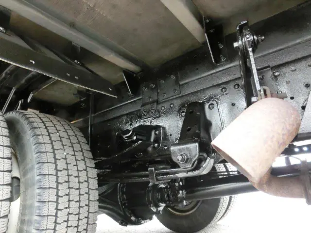 いすゞ エルフ TKG-NPS85AN(4WD)の写真14