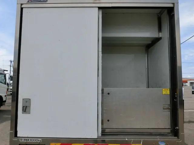 いすゞ エルフ TDG-NPS85AN(4WD)の写真7