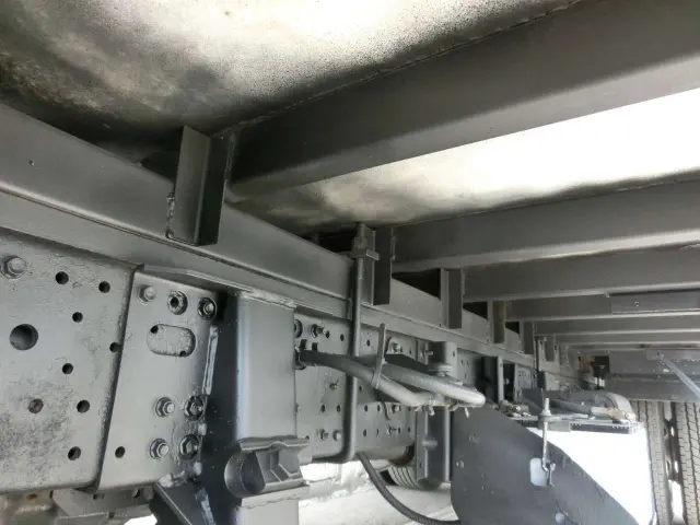 いすゞ エルフ TDG-NPS85AN(4WD)の写真10