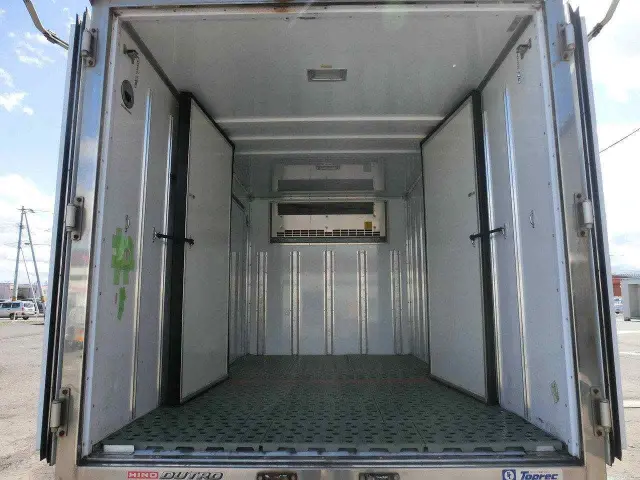 日野 デュトロ TKG-XZC675M(4WD)の写真8