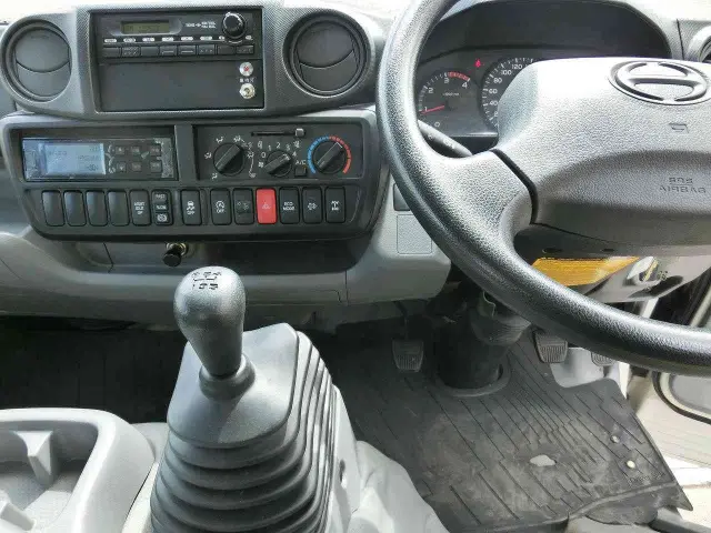 日野 デュトロ TKG-XZC675M(4WD)の写真23