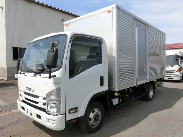 いすゞ エルフ TKG-NPS85AN(4WD)の写真1