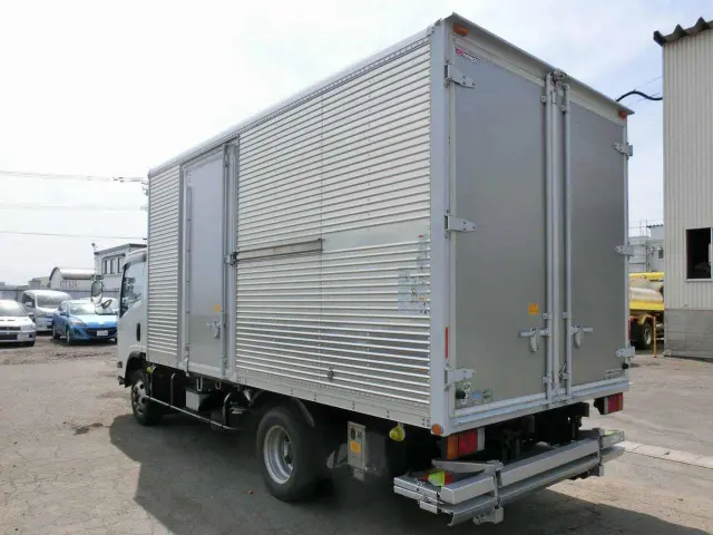 いすゞ エルフ TKG-NPS85AN(4WD)の写真4