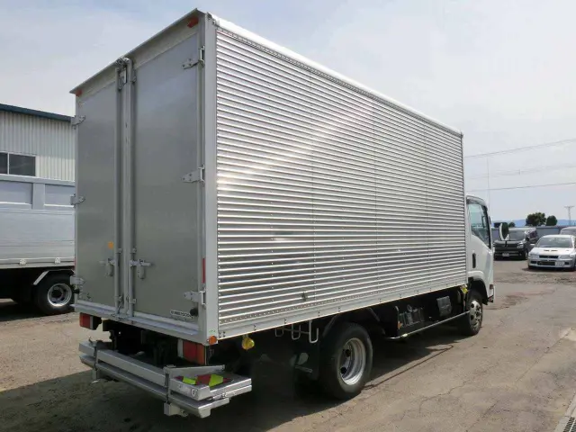 いすゞ エルフ TKG-NPS85AN(4WD)の写真6